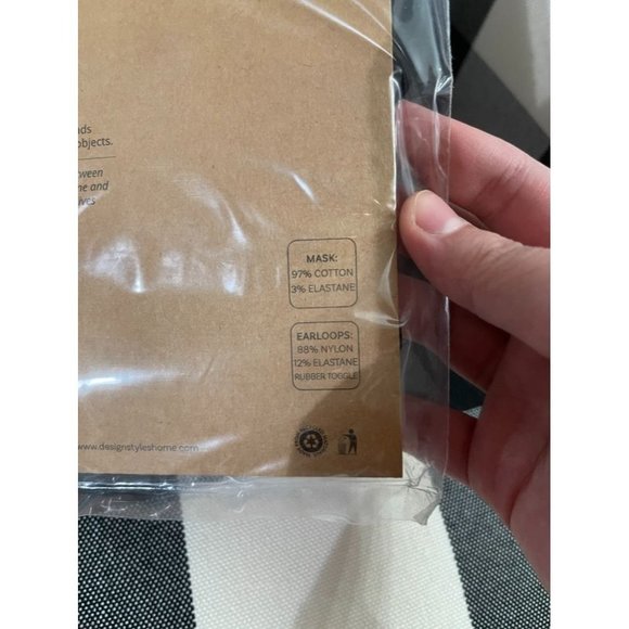 NWT Rae Dunn Reusable Face Masks - Picture 4 of 4